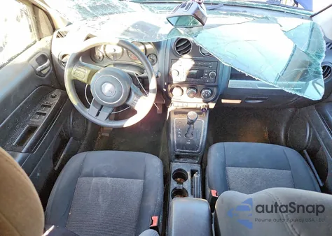 2016 Jeep Compass Sport z USA, uszkodzony, nr VIN 1C4NJCBA4GD611386